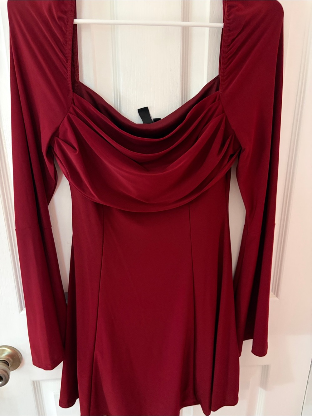 Women’s/teen’s maroon homecoming/formal dress (size L)